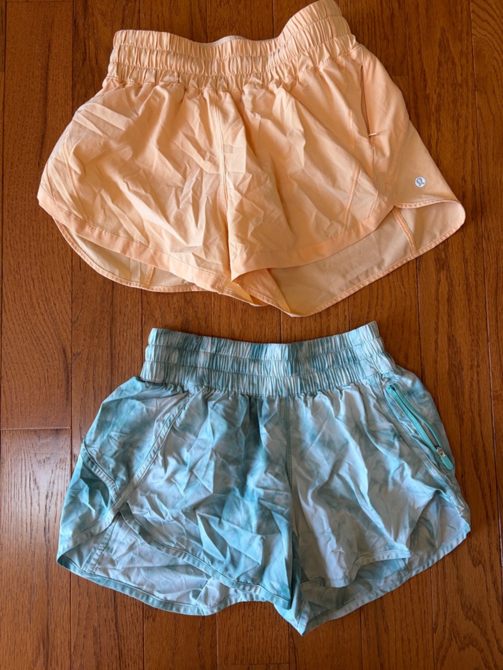 Lululemon track that short bundle